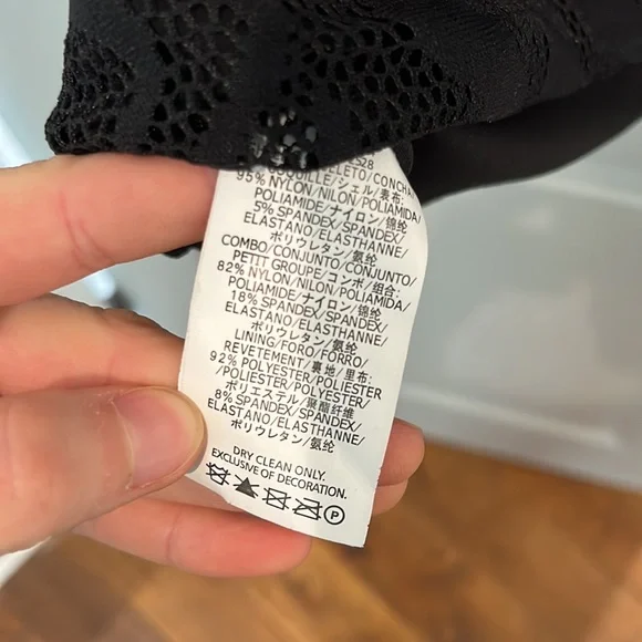 Armani exchange little black dress! Flattering and chic! Size 6 - Picture 7 of 8